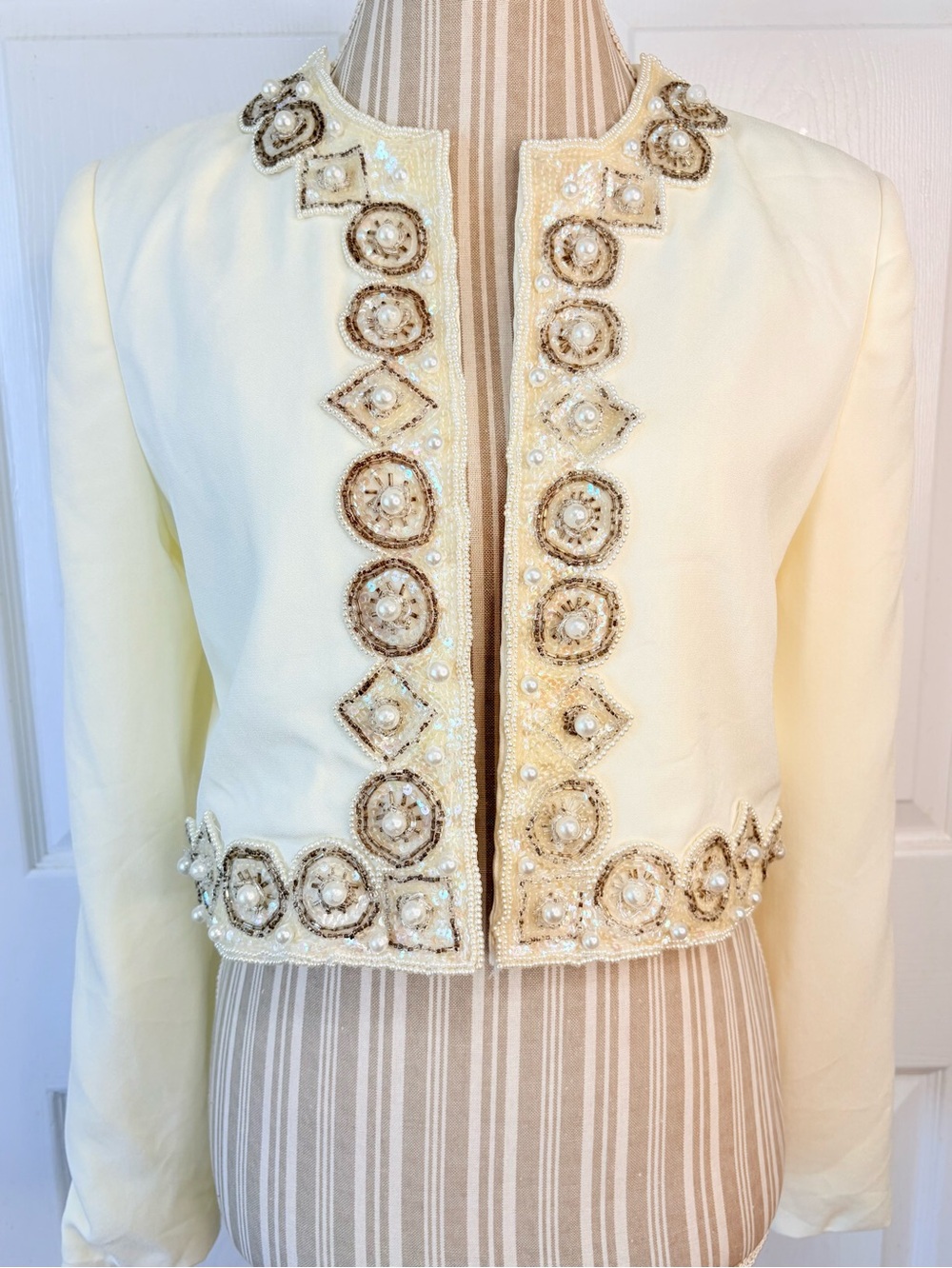 80s OPALIS FRANK HAHN Heavily Beaded Pearl Ivory Cropped Jacket Size 12